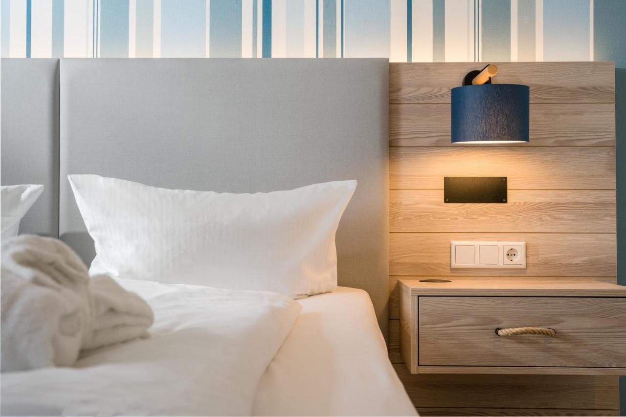 Strandhotel Gerken Wangerooge Bagian luar foto